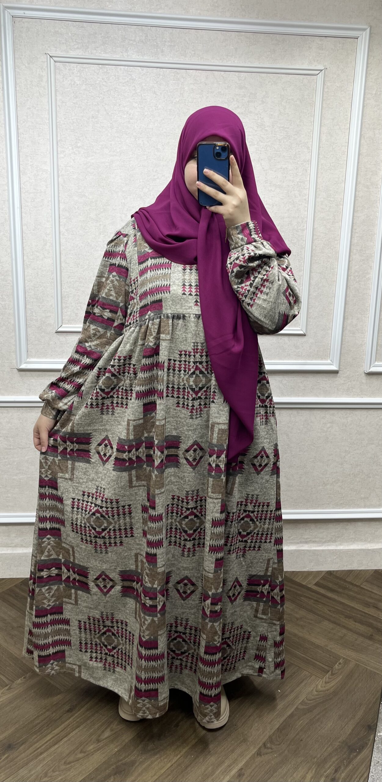 IMG_2877-scaled-1.jpeg عباءة هبة - الصورة 1