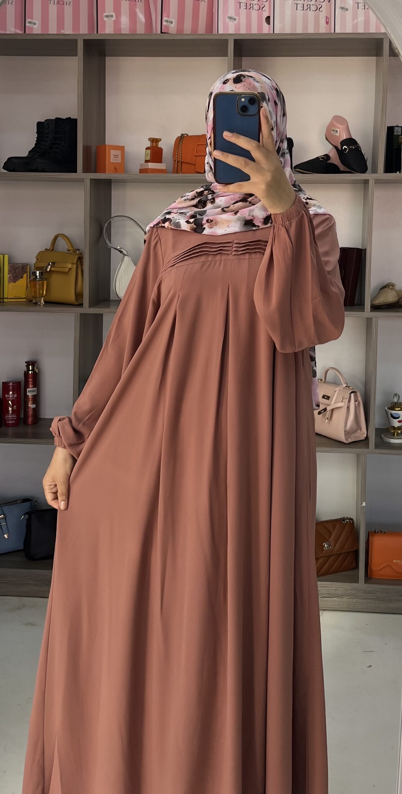 IMG_5187-scaled-1.jpeg ABAYA SOJOUD - عباية سجود - الصورة 1