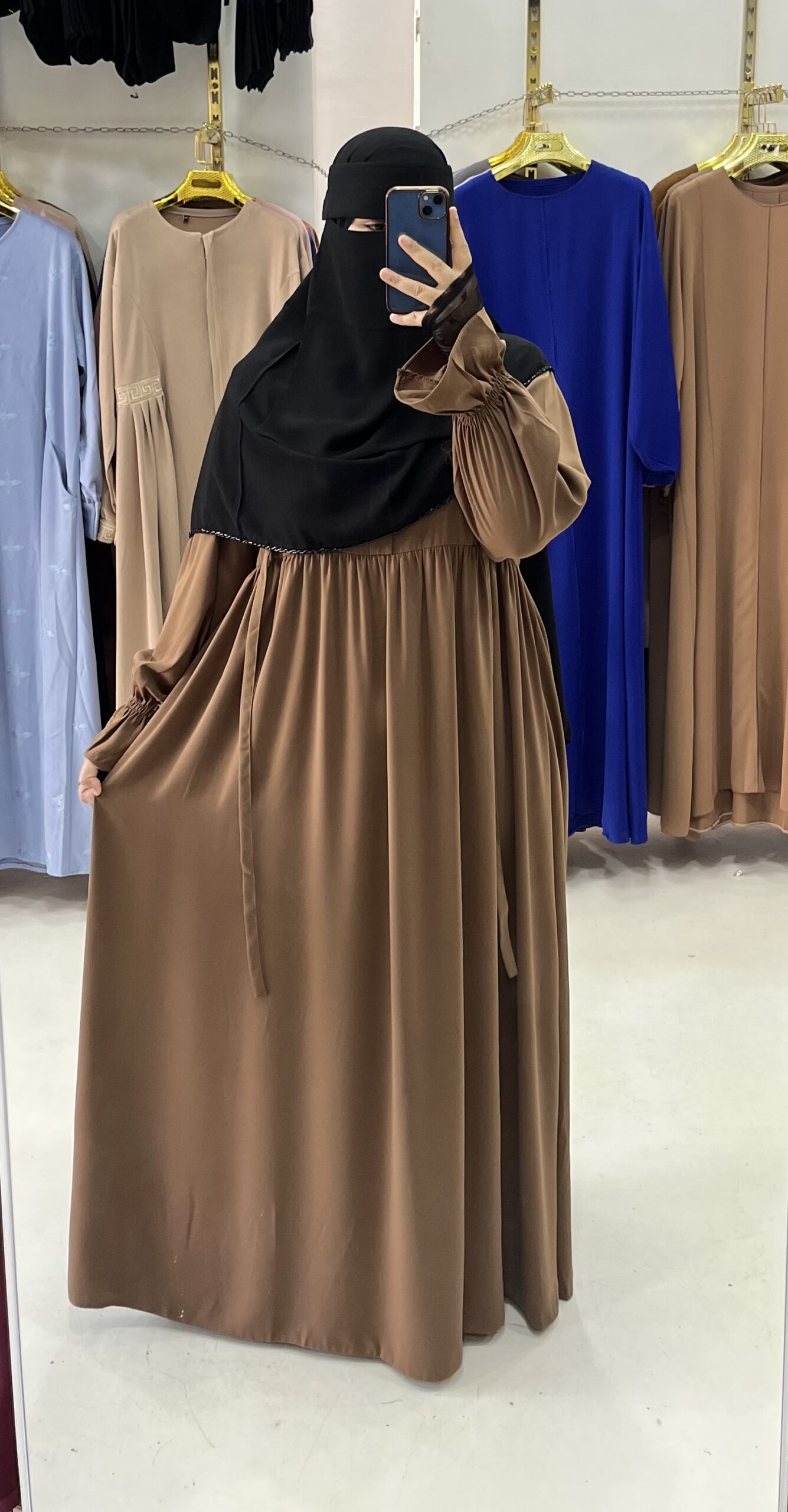 IMG_9853-scaled-1.jpeg عباءة كنزة - الصورة 1